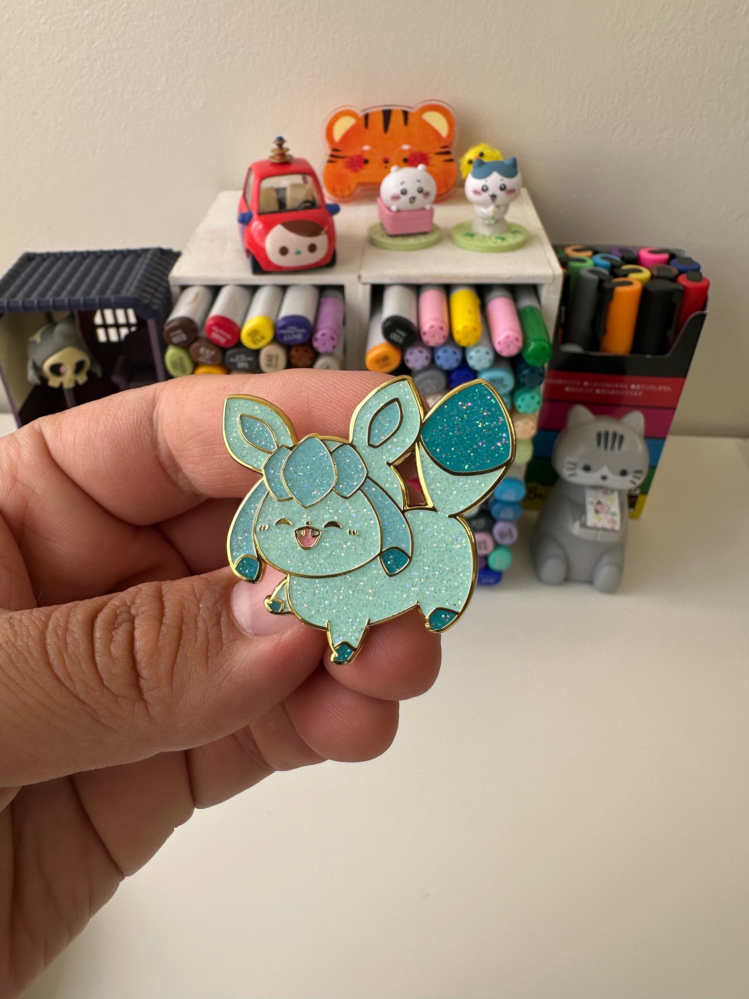 Glaceon Pin (Shiny)