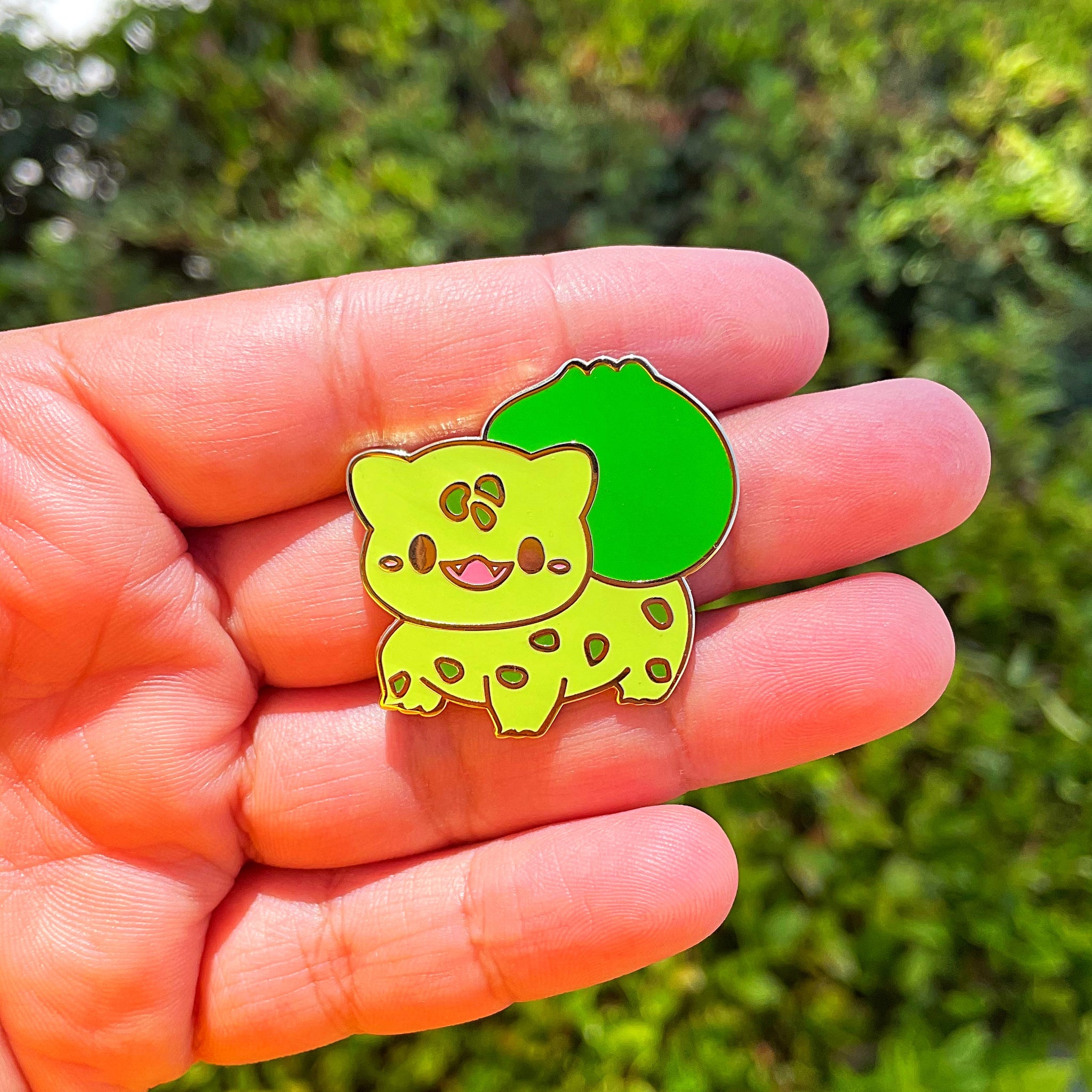 Shiny Bulbasaur Pin