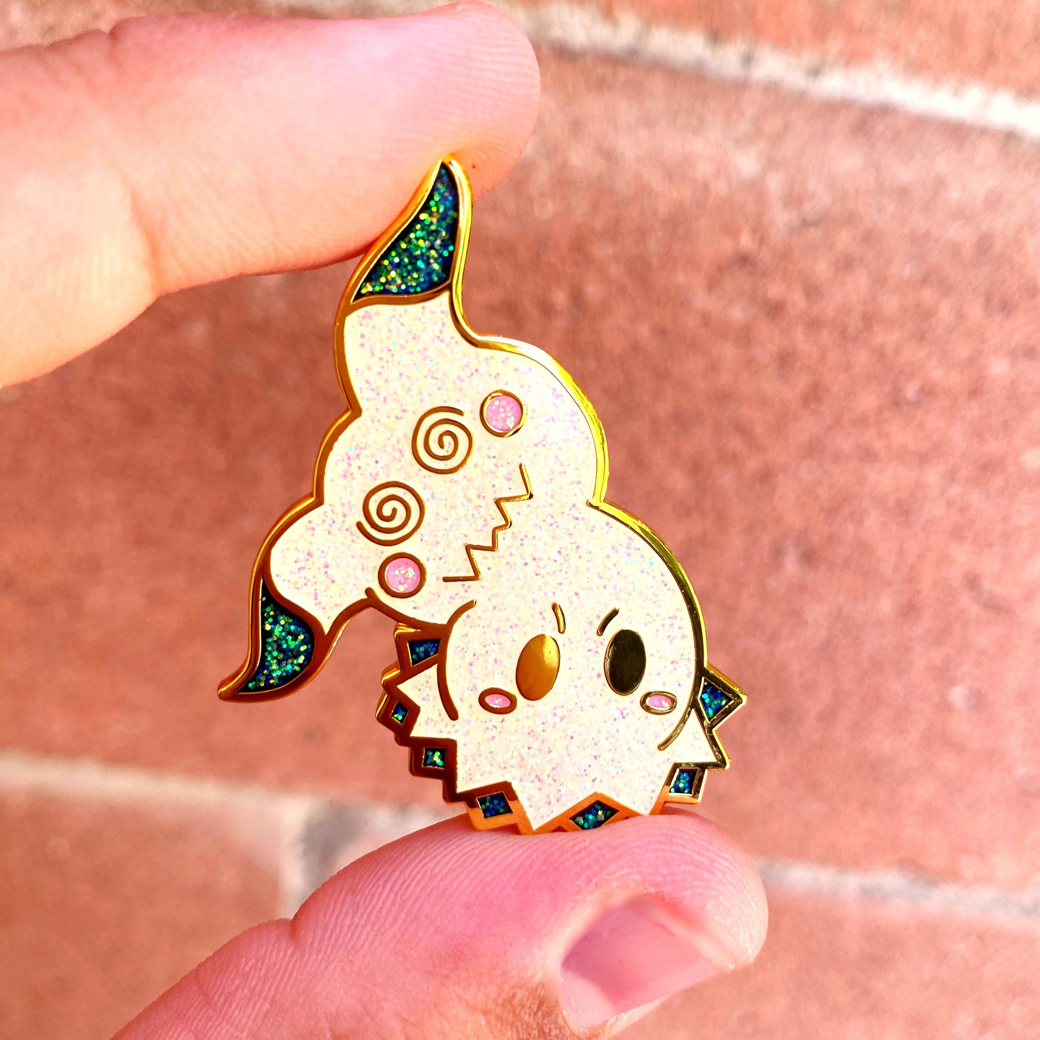 Mimikyu Pin